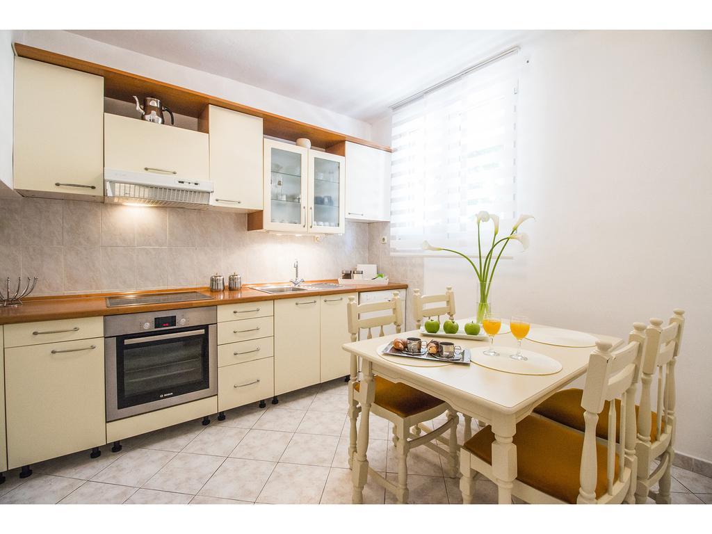 Residenza Apartments Split Phòng bức ảnh
